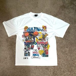 White graphic t-shirt fits XXL